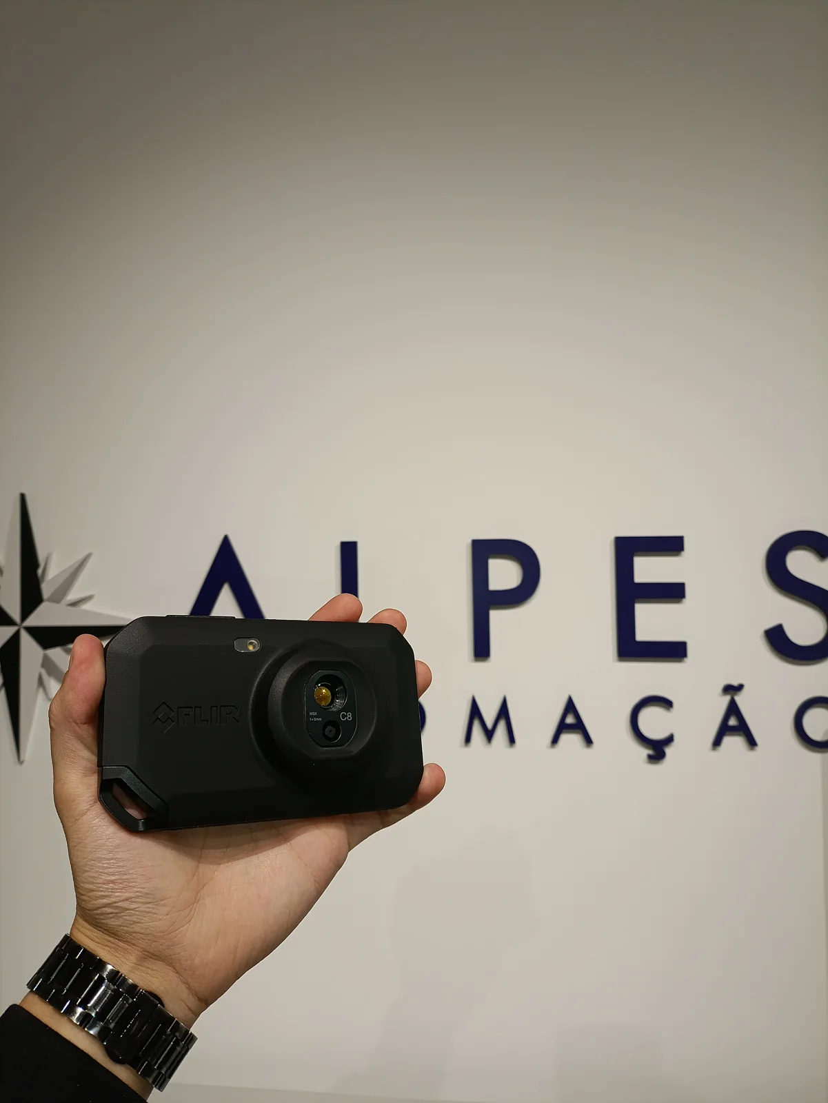 A FLIR C8 na Alpes Automação, em Curitiba
