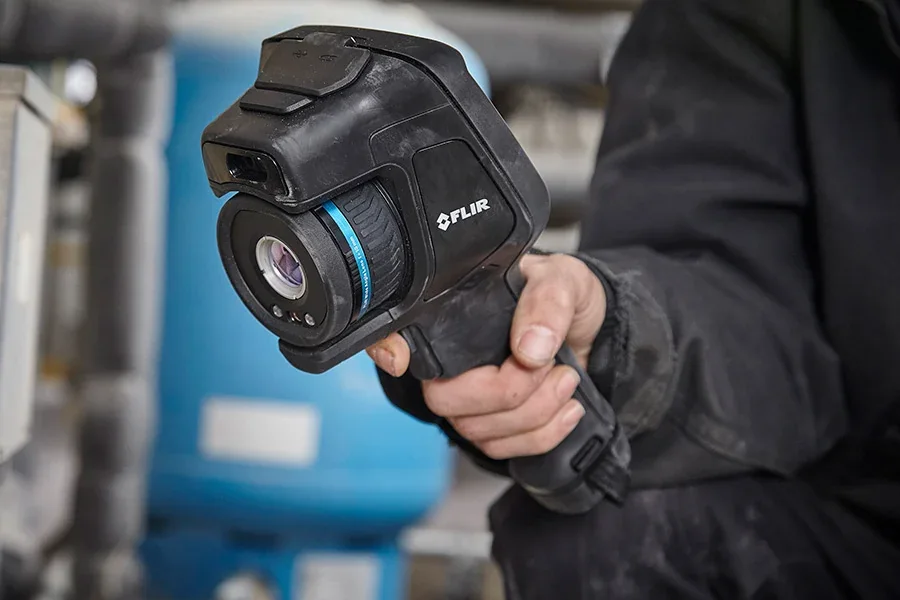 Inspeção mecânica com a FLIR E96